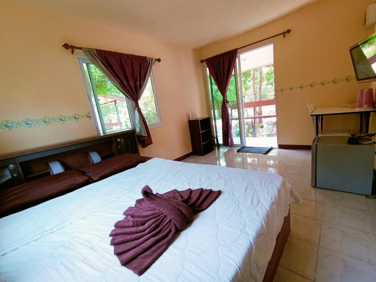 Win Gray Homestay Resort Pathiu Dış mekan fotoğraf